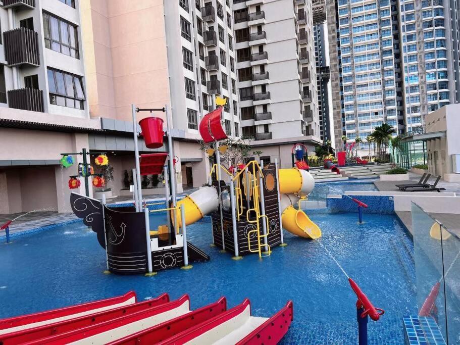 New! Bali 4-8pax Condo@peaceful Dream House * Malacca
